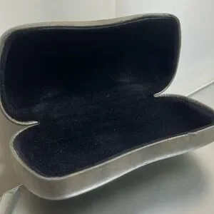 Leather Chanel Large Sunglass Case in Pewter , Beautiful CHANEL | Accessories | Leather Chanel Large Sunglass Case In  main image 4